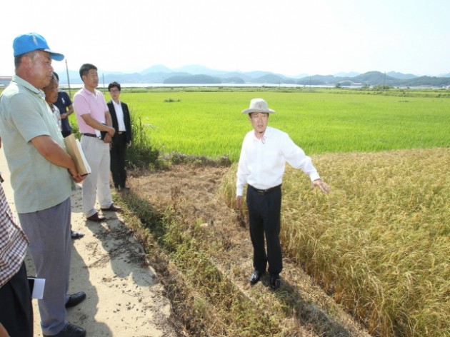 이학렬 고성군수, 가뭄피해 우려지역 현장 점검3.jpg 이학렬 고성군수, 가뭄피해 우려지역 현장 점검3.jpg
